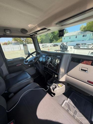 KENWORTH T270