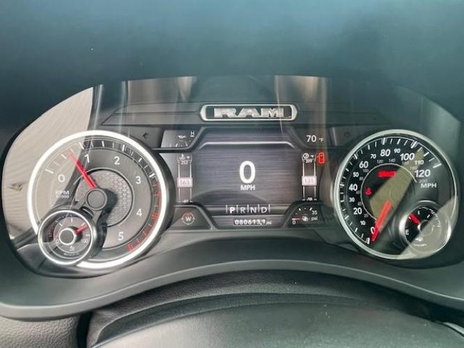 RAM 5500 SLT