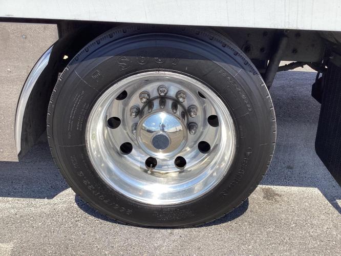 KENWORTH T270