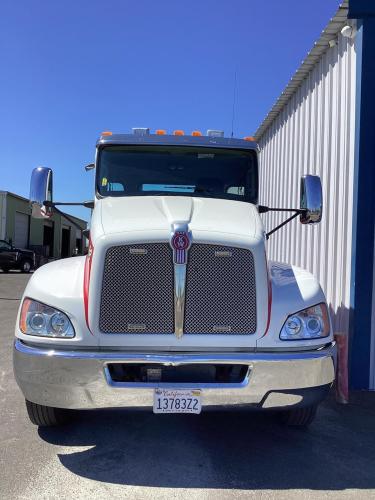 KENWORTH T270