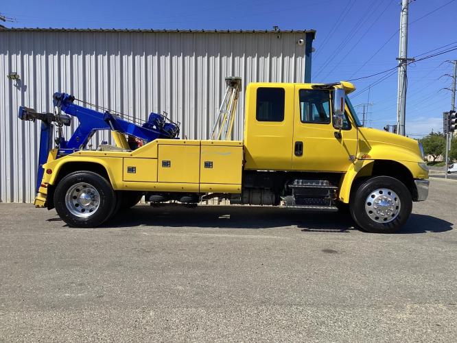 INTERNATIONAL DURASTAR 4300