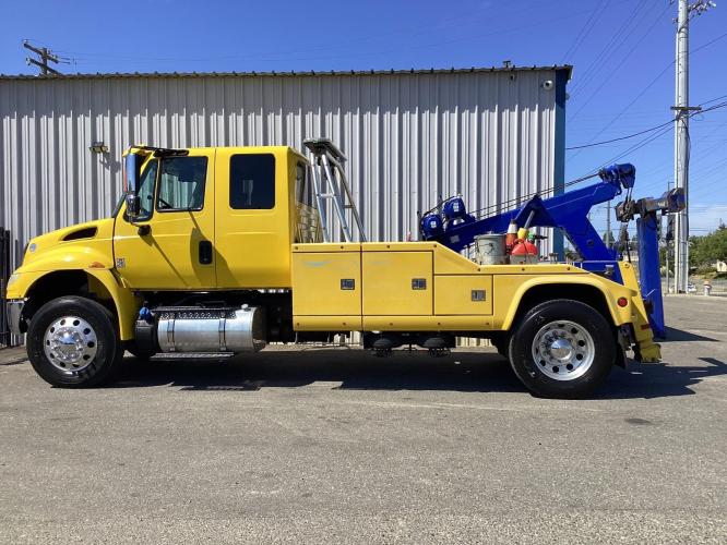 INTERNATIONAL DURASTAR 4300