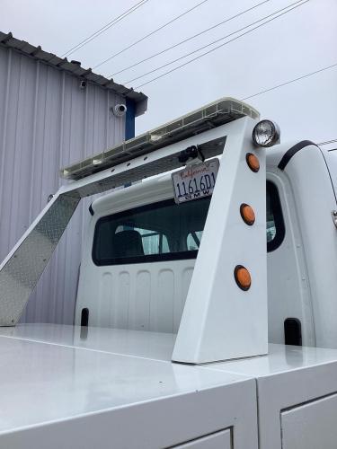 FREIGHTLINER BUSINESS CLASS M2 106