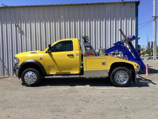 RAM 5500 SLT