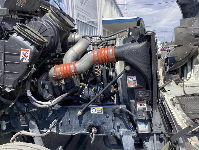 KENWORTH T270