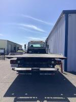 FREIGHTLINER BUSINESS CLASS M2 106