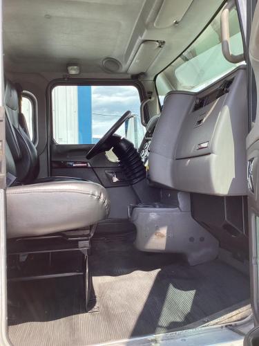 KENWORTH T270