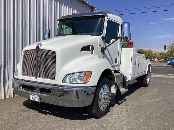 KENWORTH T270