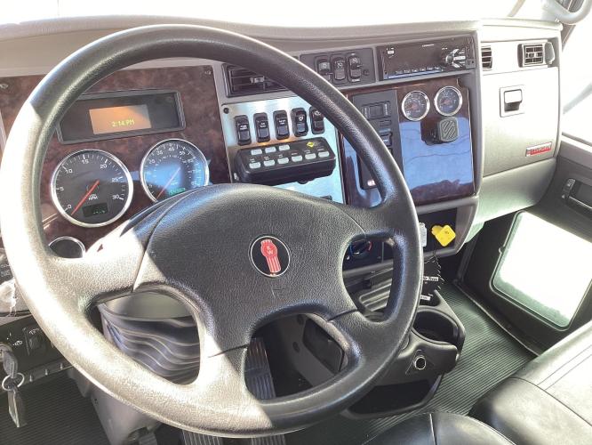KENWORTH T270