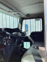 KENWORTH T270