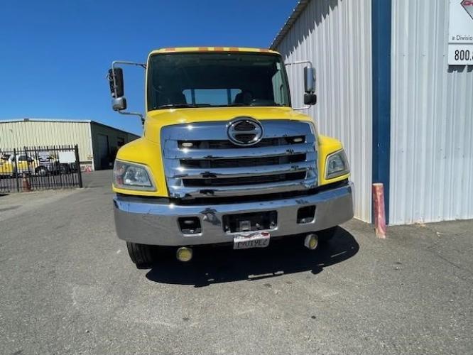 HINO 258ALP