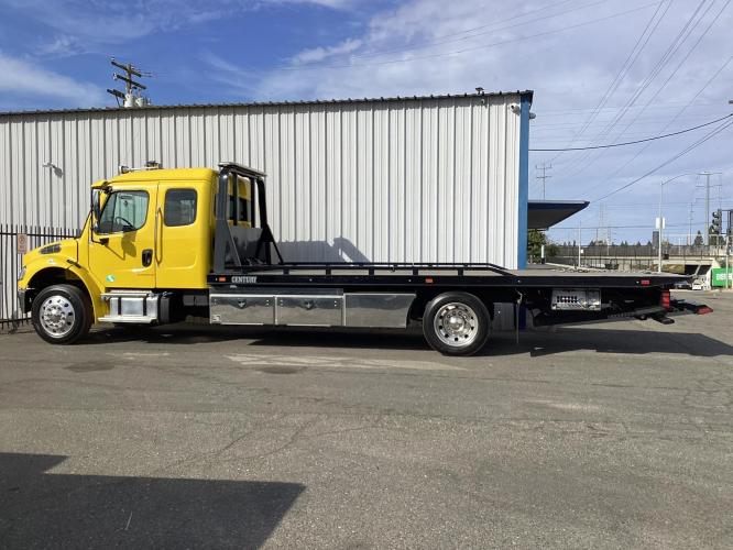 FREIGHTLINER BUSINESS CLASS M2 106