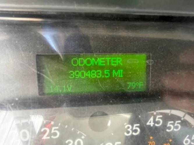FREIGHTLINER BUSINESS CLASS M2 106