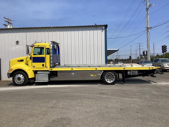 PETERBILT 330