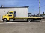 PETERBILT 330