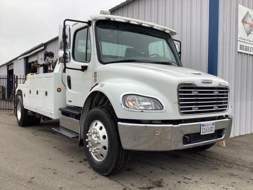2012 FREIGHTLINER BUSINESS CLASS M2 106