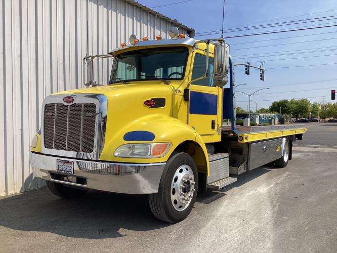 PETERBILT 330