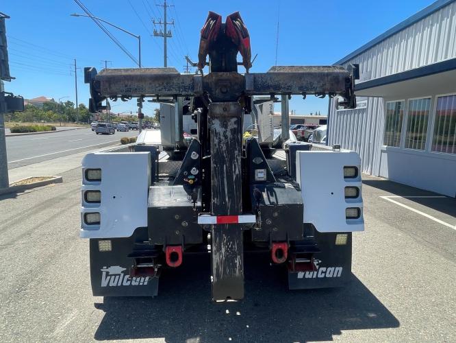 FORD F750 XLT SD