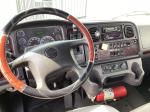 FREIGHTLINER BUSINESS CLASS M2 106