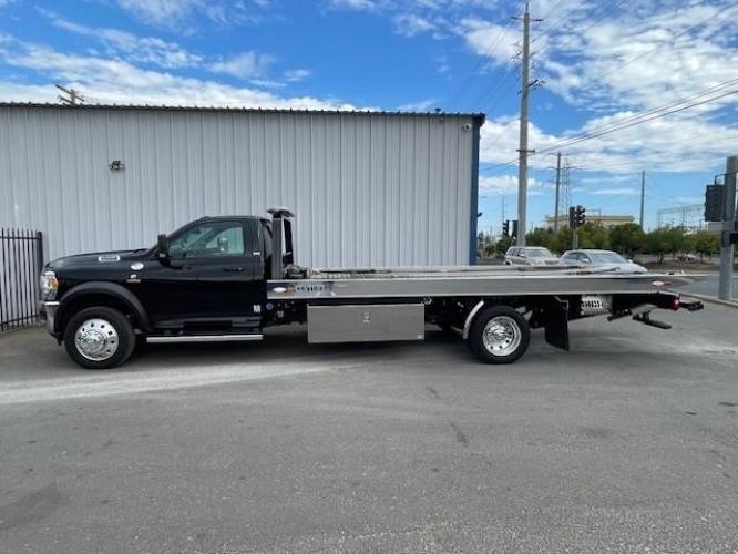 RAM 5500 SLT