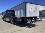 FREIGHTLINER BUSINESS CLASS M2 106 PLUS