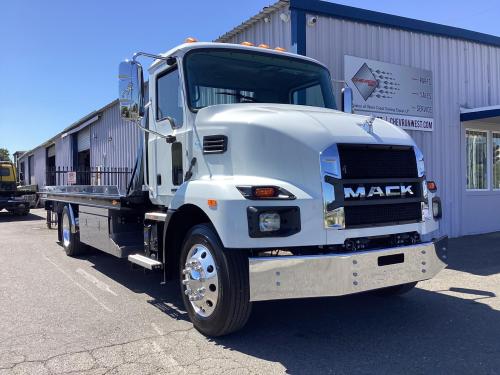 2024 MACK MD6