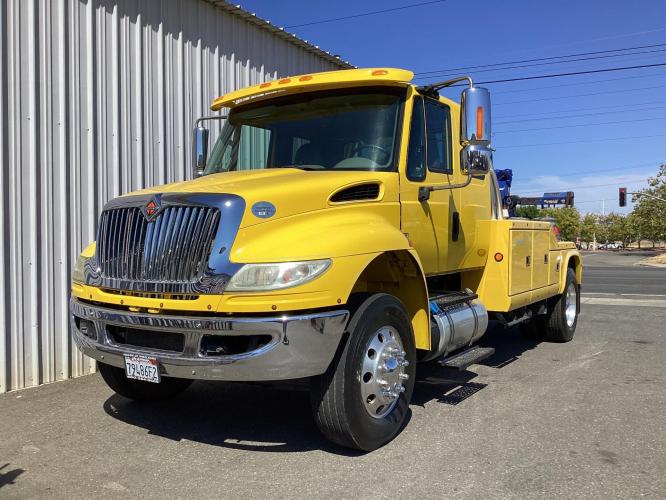 INTERNATIONAL DURASTAR 4300