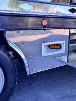 FREIGHTLINER BUSINESS CLASS M2 106