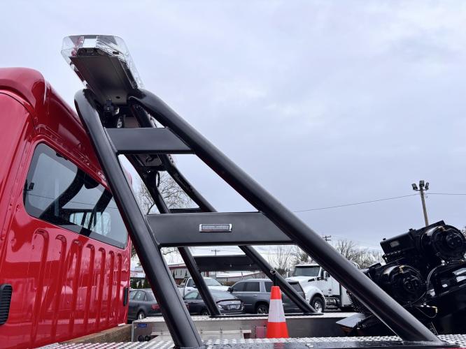 FREIGHTLINER BUSINESS CLASS M2 106