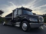 FREIGHTLINER BUSINESS CLASS M2 106 PLUS