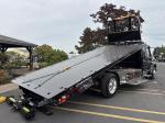FREIGHTLINER BUSINESS CLASS M2 106 PLUS