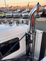 KENWORTH T880