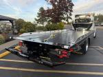 FREIGHTLINER BUSINESS CLASS M2 106 PLUS