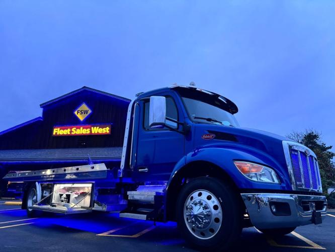 PETERBILT 536