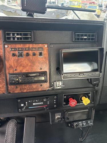 KENWORTH T300