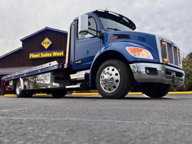 PETERBILT 536