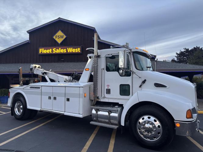 KENWORTH T300