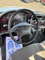 FREIGHTLINER BUSINESS CLASS M2 106
