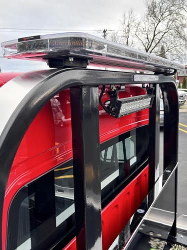 FREIGHTLINER BUSINESS CLASS M2 106 PLUS