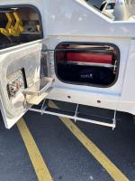 FREIGHTLINER BUSINESS CLASS M2 106 PLUS