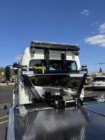 FREIGHTLINER BUSINESS CLASS M2 106 PLUS