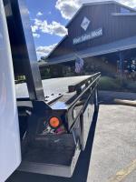 FREIGHTLINER BUSINESS CLASS M2 106