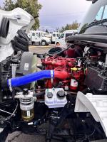 FREIGHTLINER BUSINESS CLASS M2 106 PLUS