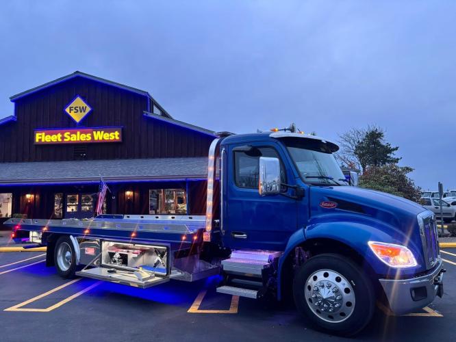 PETERBILT 536