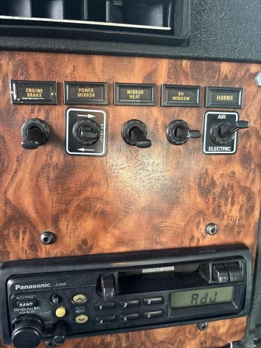 KENWORTH T300