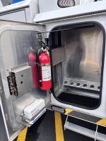 FREIGHTLINER BUSINESS CLASS M2 106 PLUS