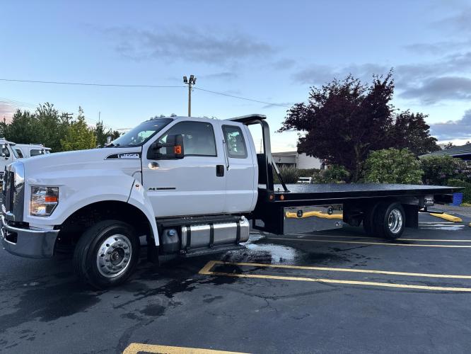 FORD F650 XLT SD