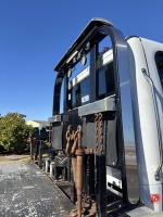 FREIGHTLINER BUSINESS CLASS M2 106