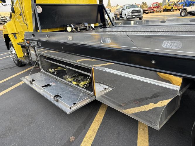 HINO 258ALP