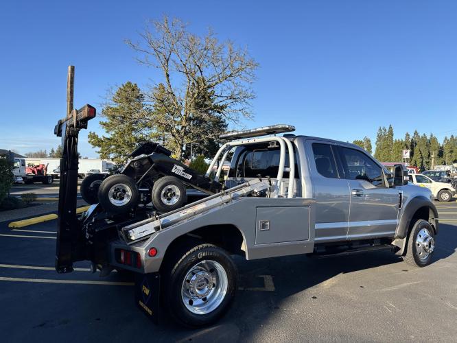 FORD F450 LARIAT